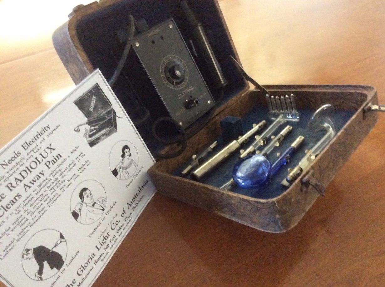 A Radiolux electrical applicator from the collection