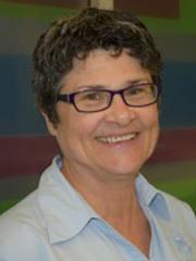 Dr Maxine Preston