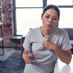 Researchers recommend a holistic and individualised approach to managing early menopause. Adobe.