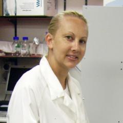 Dr Bonnie Holmes