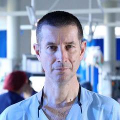 Dr Anthony Grabs