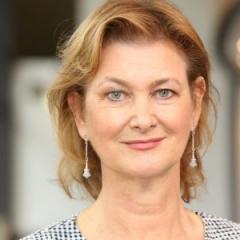 Dr Wilson ... has had an outstanding career by combining her talents in finance, banking and medicine