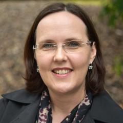 Associate Professor Louise Cullen