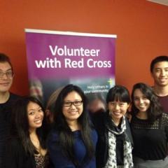 Members of the UQ Red Cross Society.