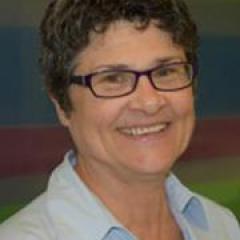Dr Maxine Preston