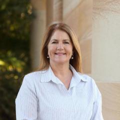 Robyn Oram