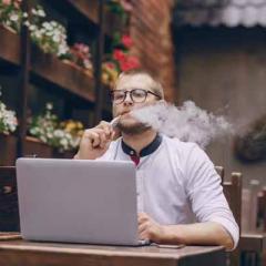 Vaping regulation is currently being reformed in Australia. Oleggg/Shutterstock